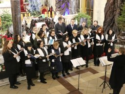 Koncert kolęd chóru parafialnego św. Cecylii z Helenki i naszego chóru parafialnego, 25.01.2026